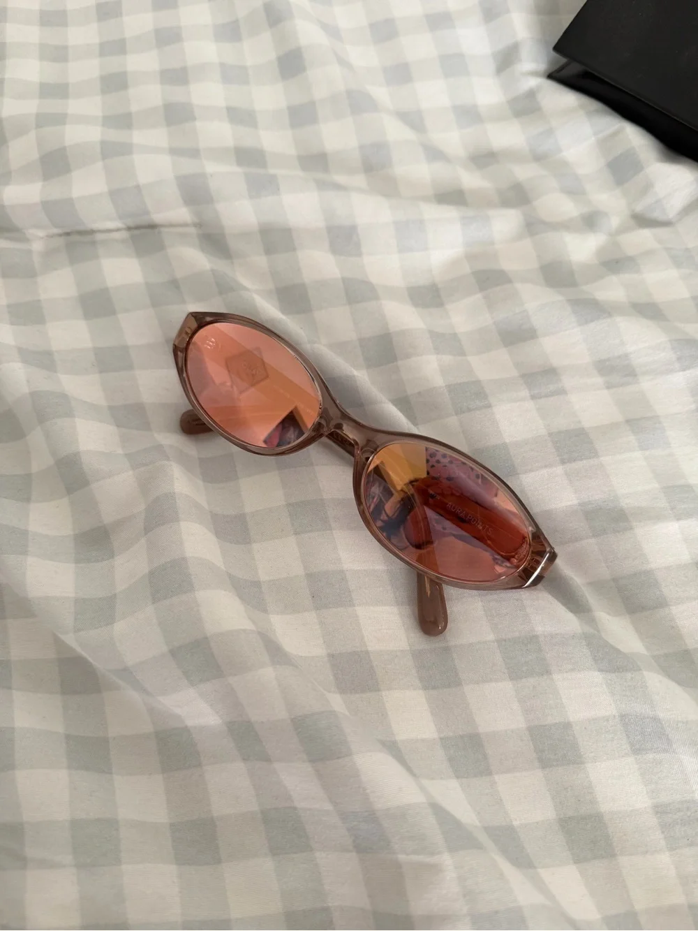 Quay Australia Rose-Tinted Oval Sunglasses